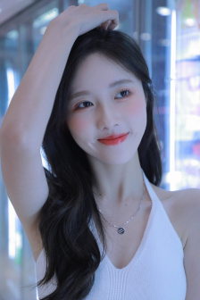 日本丰满大乳人妻无码水卜樱